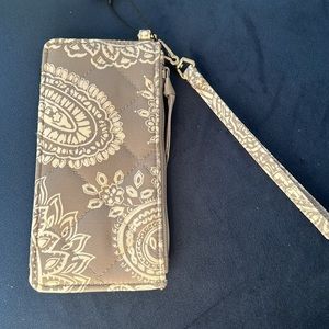 NWT Vera Bradley Ultimate Card Case Cloud Grey Paisley
